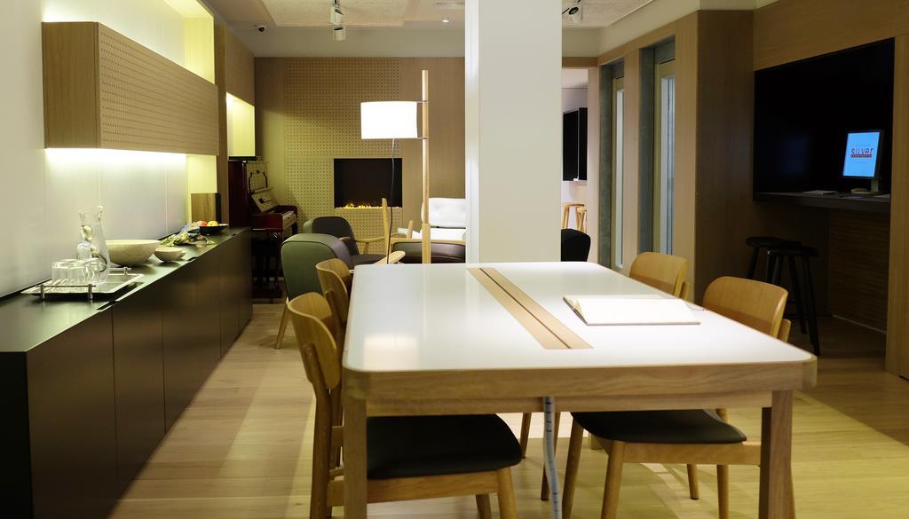 Aparthotel Silver Barcelona Eksteriør bilde